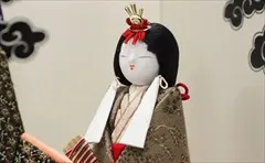 �֡�